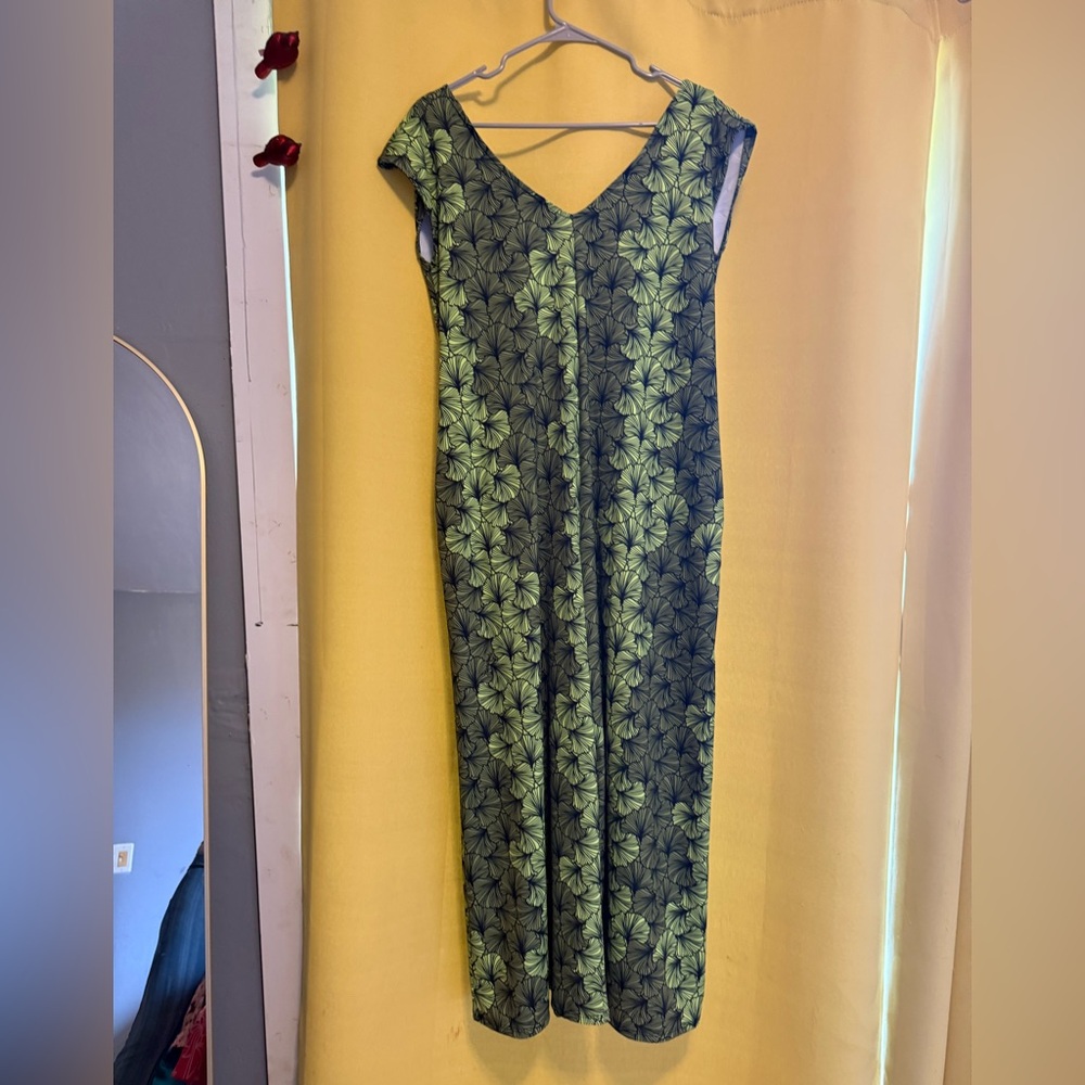 Manuhealii Green Floral Jumper